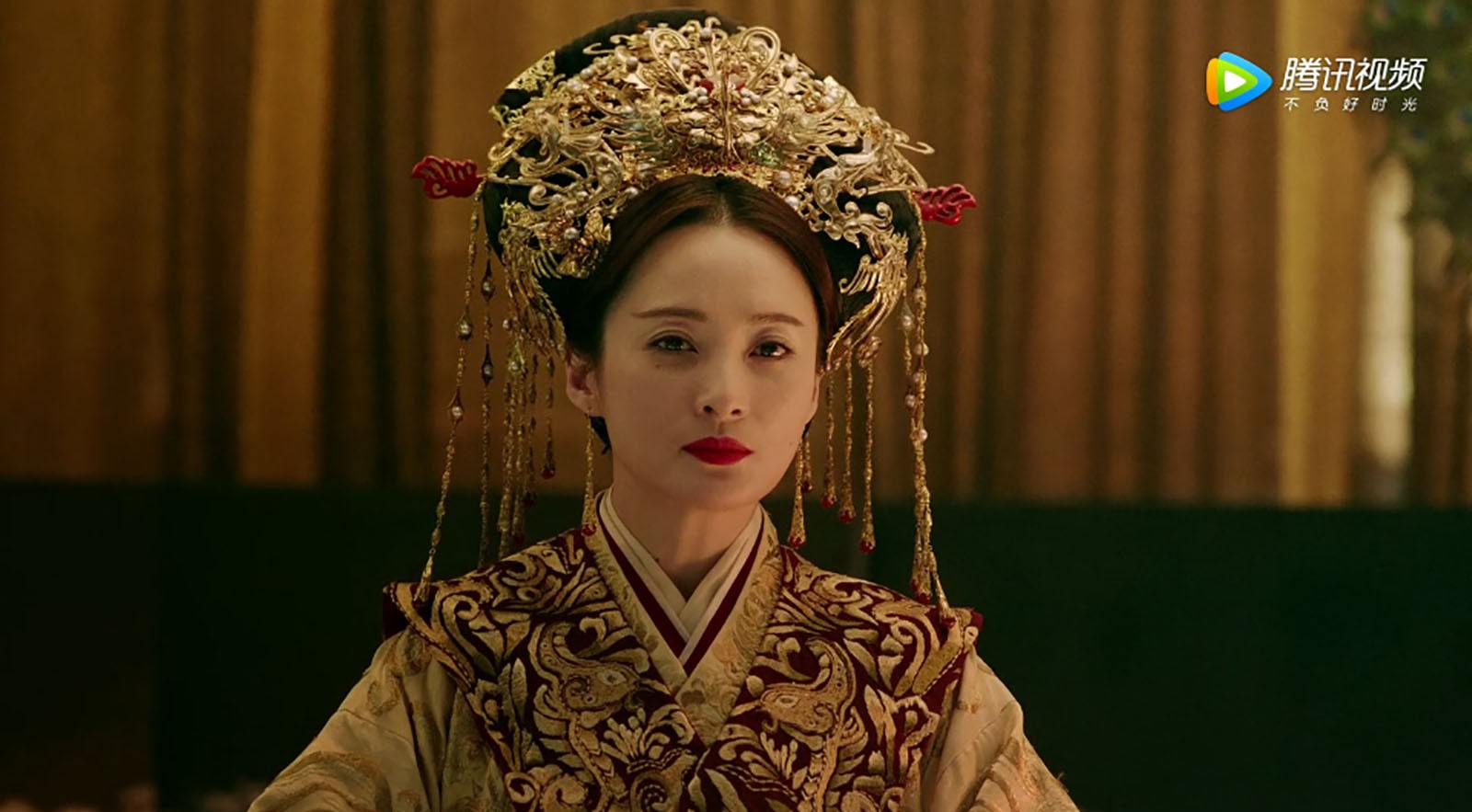 主题:壁感,海牧,一起来数数皇后娘娘有几套衣服[70]收藏该贴已收藏