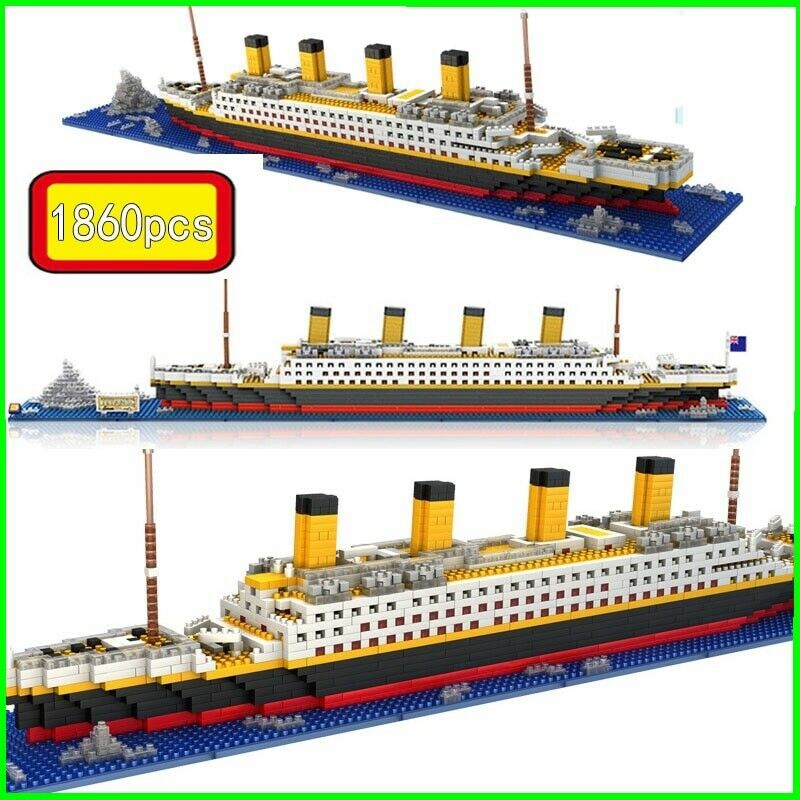 building lego titanic