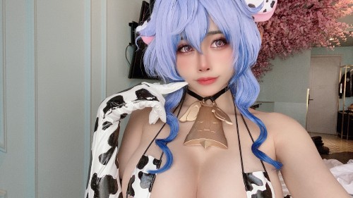Genshin Impact Ganyu Cow Bikini Cosplay Oiled up Doused with Milk 45