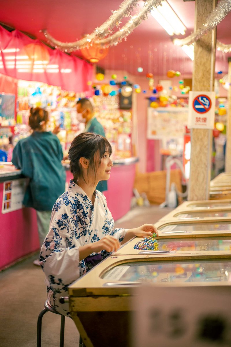 电车 温泉 沙滩-伊织萌第二本写真集《内绪话》拍摄花絮图集 高清套图 第41张